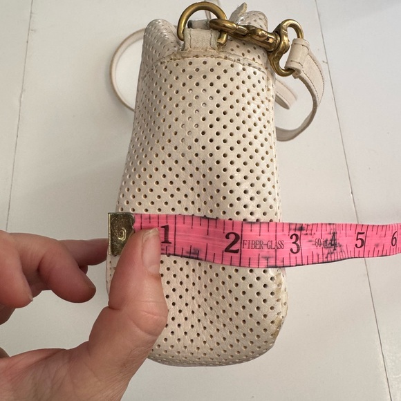 CLARE V. ✨ Cross Body Midi Sac perforated polka dot holes leather bag - Picture 8 of 10